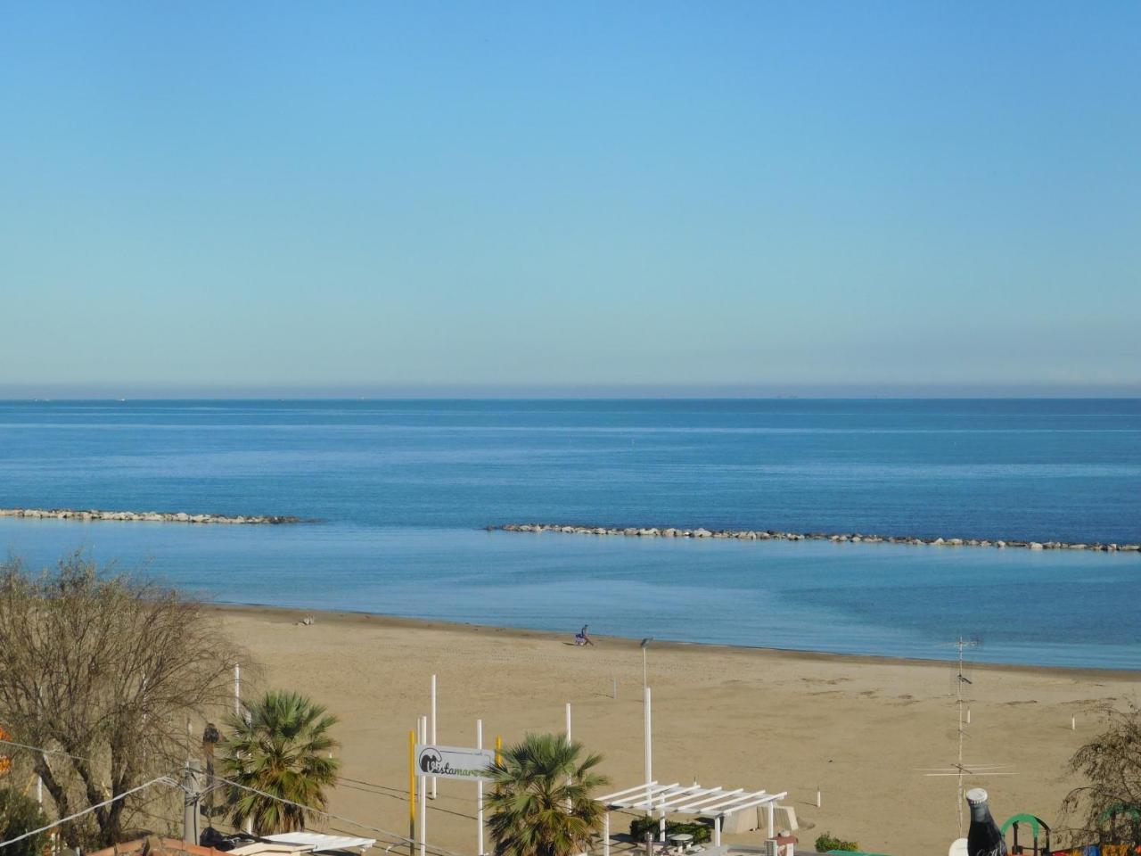 Hotel Dolores Rimini Bagian luar foto